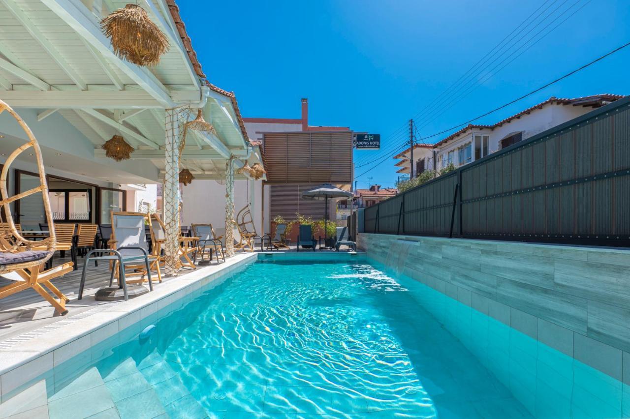 Adonis Hotel Пефкохори Екстериор снимка