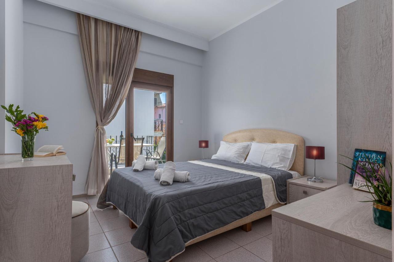 Adonis Hotel Пефкохори Екстериор снимка