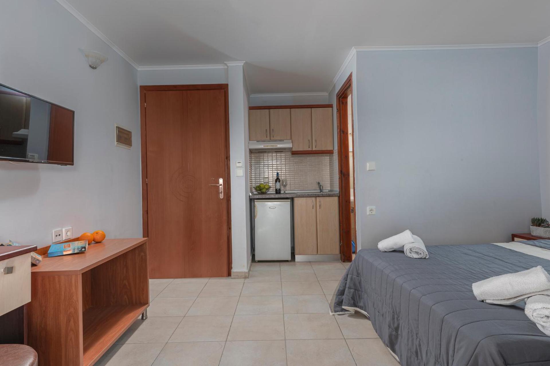 Adonis Hotel Пефкохори Стая снимка