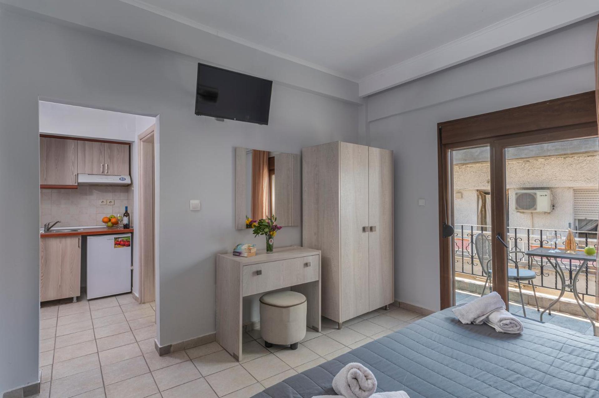 Adonis Hotel Пефкохори Стая снимка